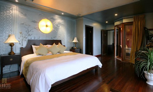 Violet Halong Cruise - Moon Suite