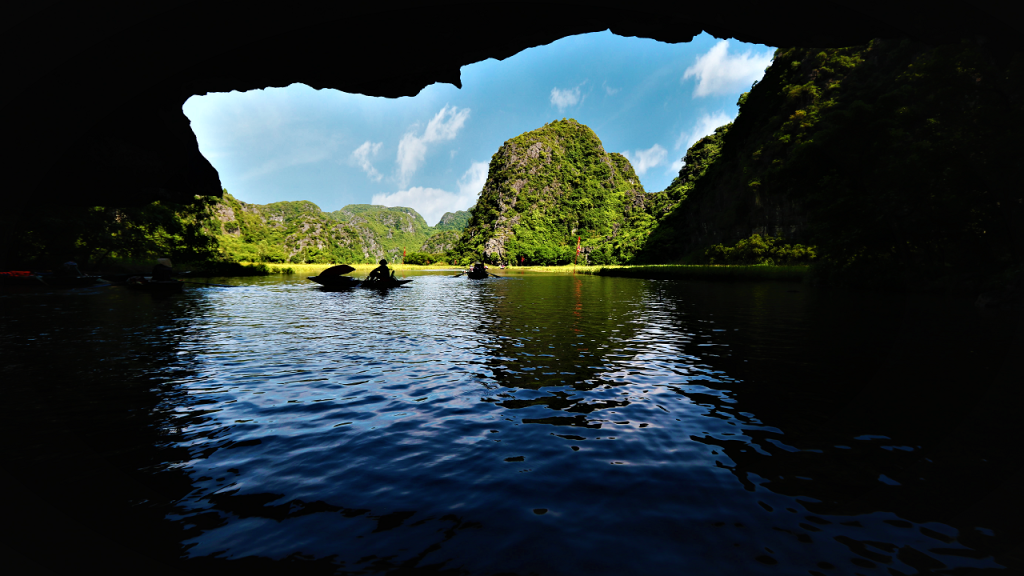 Amazing-Ninh-Binh-1-day-from-Ha-Noi